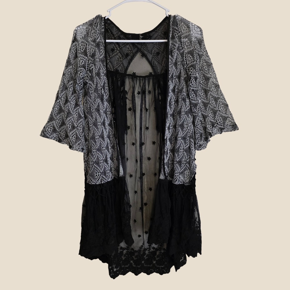 Ryu Anthropologie Womens Kimono Cardigan Size Small Lace Fringe Mesh Whimsigoth